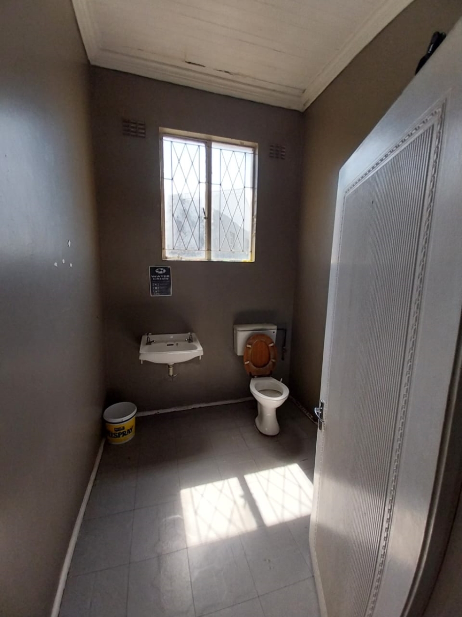  Bedroom Property for Sale in Southernwood Eastern Cape